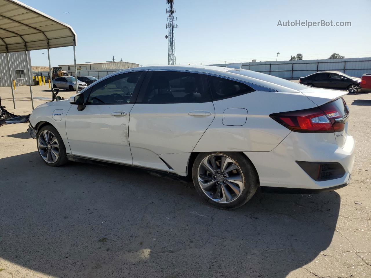 2018 Honda Clarity Touring White vin: JHMZC5F35JC004993