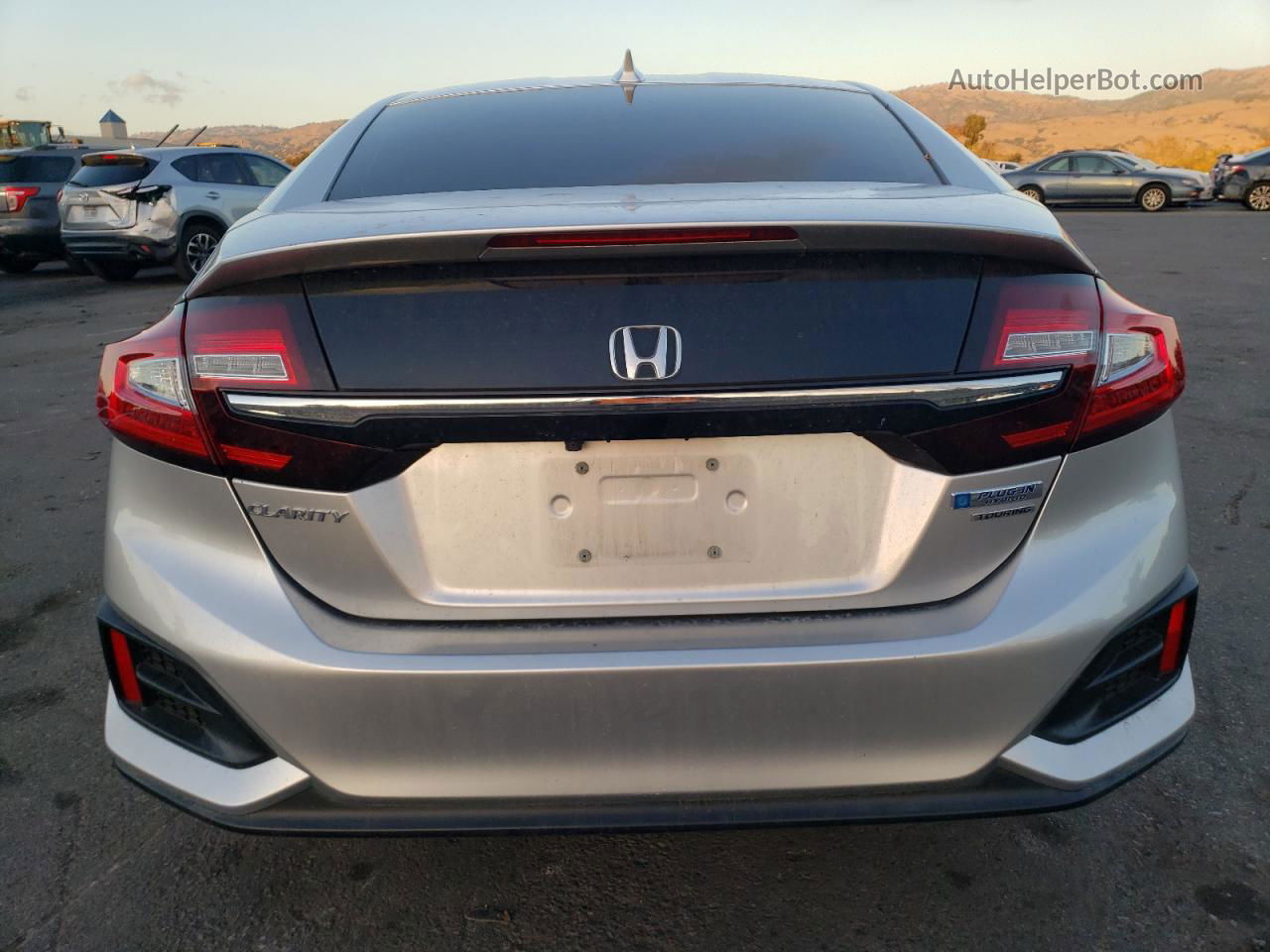 2018 Honda Clarity Touring Silver vin: JHMZC5F35JC012477