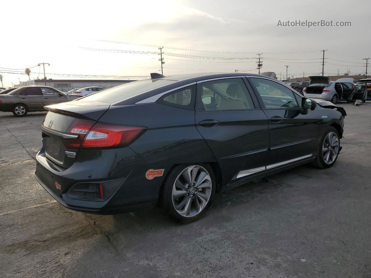 2018 Honda Clarity Touring Green vin: JHMZC5F37JC002985