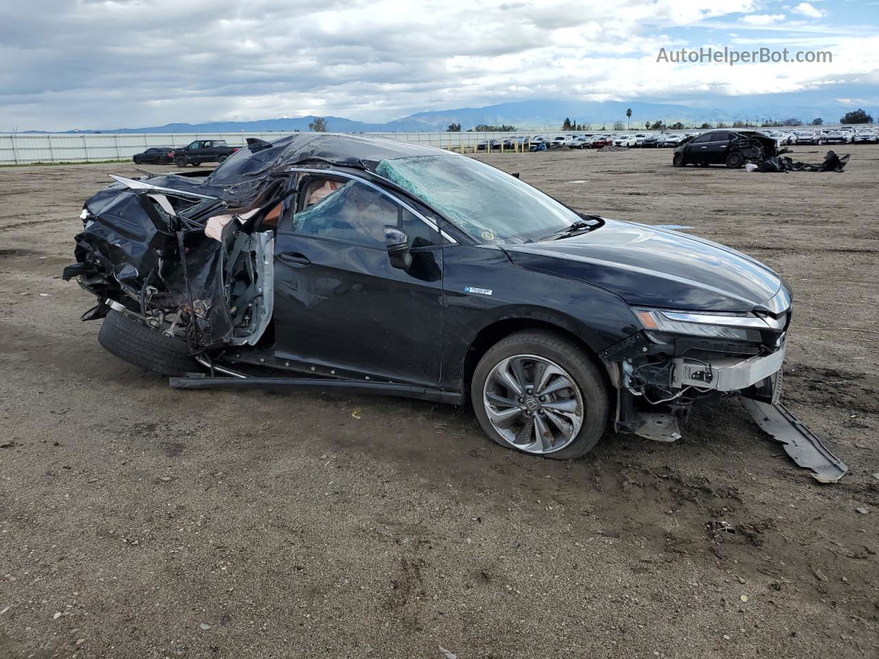 2018 Honda Clarity Touring Black vin: JHMZC5F38JC002140