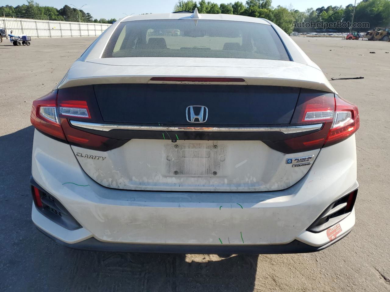 2018 Honda Clarity Touring White vin: JHMZC5F38JC008228