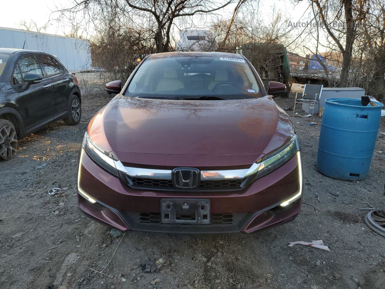 2018 Honda Clarity Touring Burgundy vin: JHMZC5F38JC009802