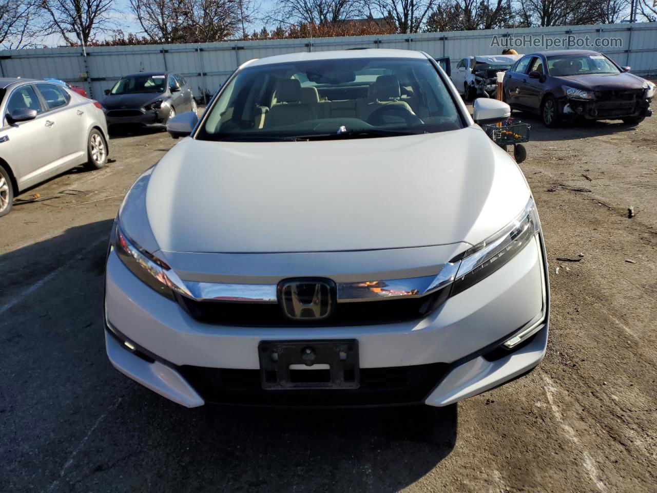 2018 Honda Clarity Touring White vin: JHMZC5F39JC001661