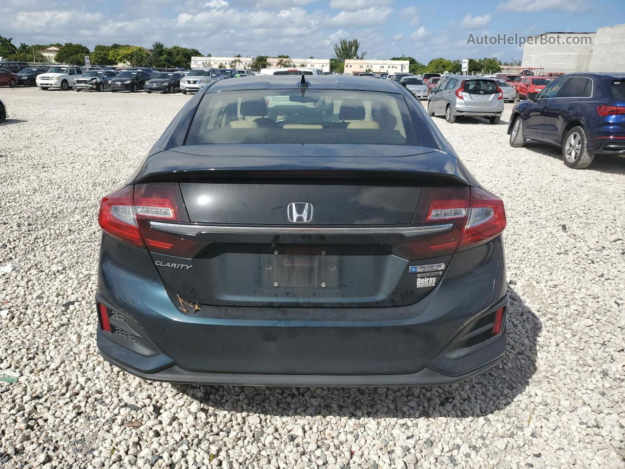 2018 Honda Clarity Touring Green vin: JHMZC5F39JC021036