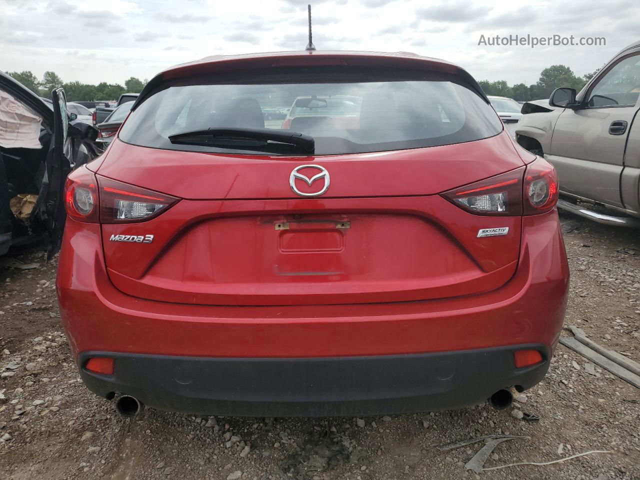 2015 Mazda 3 Touring Red vin: JM1BM1L77F1274326