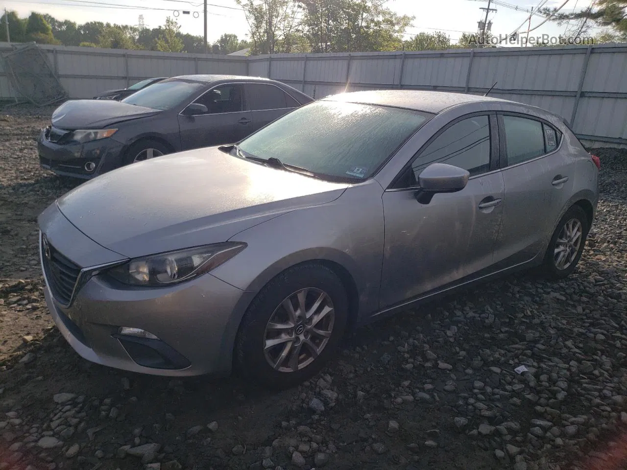 2014 Mazda 3 Touring Silver vin: JM1BM1L79E1183637