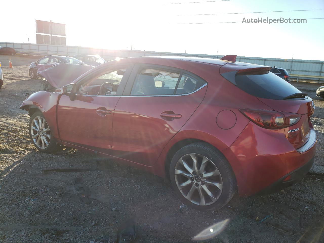 2015 Mazda 3 Grand Touring Red vin: JM1BM1M30F1234147