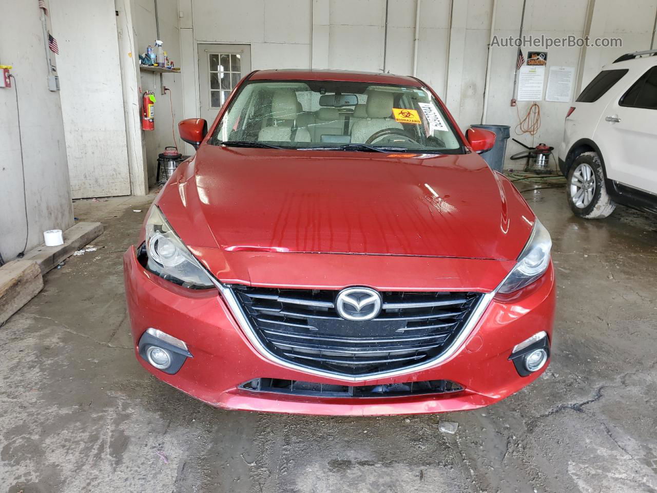 2014 Mazda 3 Grand Touring Red vin: JM1BM1M34E1104208