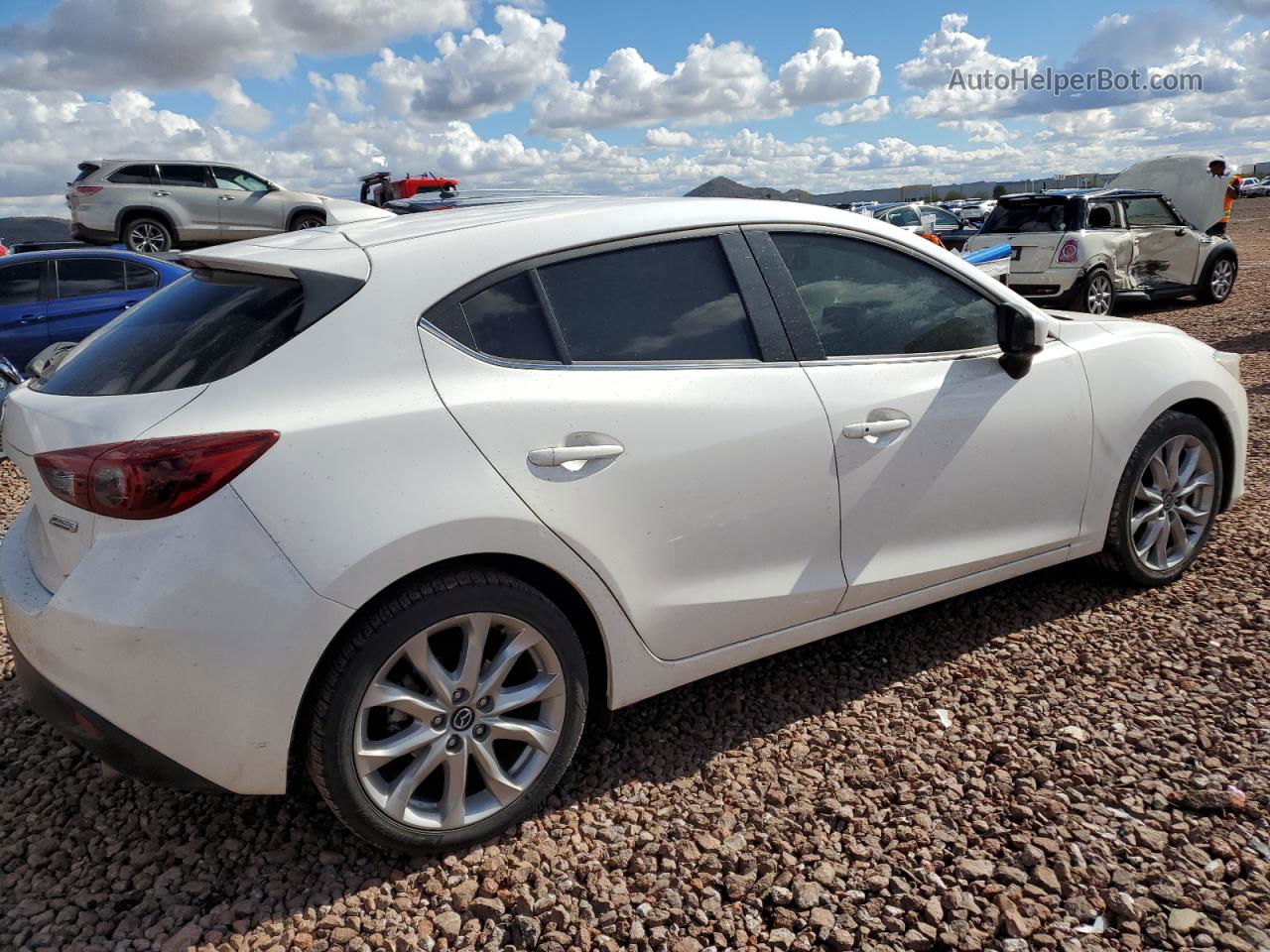 2016 Mazda 3 Grand Touring Белый vin: JM1BM1N3XG1340069