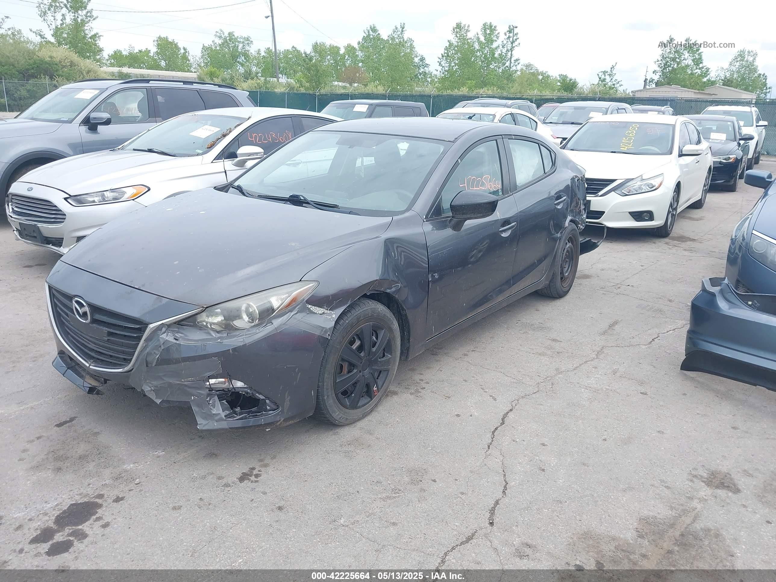2014 Mazda Mazda3 I Sv Gray vin: JM1BM1T72E1149166