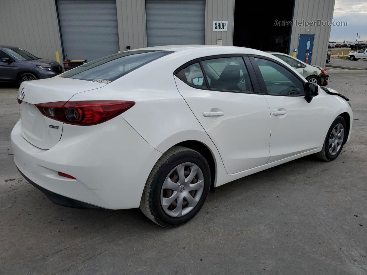 2016 Mazda 3 Sport White vin: JM1BM1T72G1310165