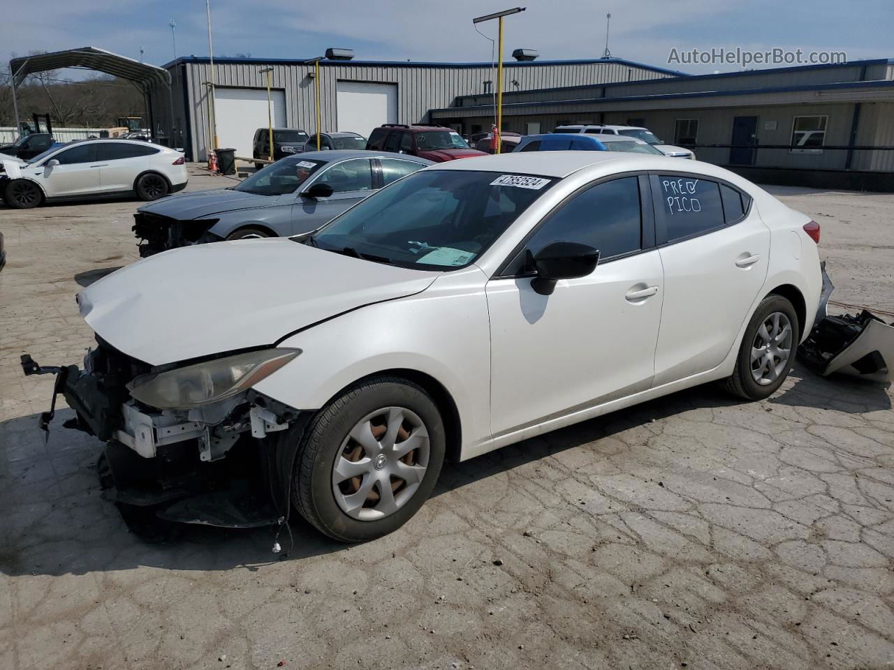 2014 Mazda 3 Sv White vin: JM1BM1T76E1163913