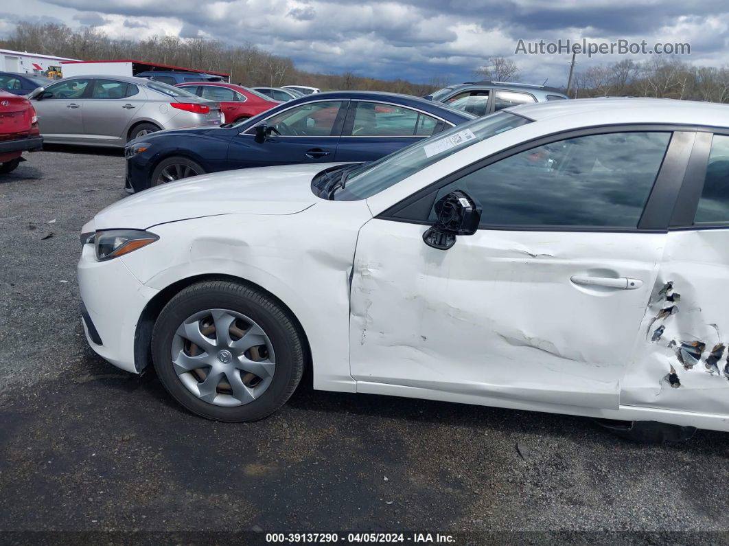 2016 Mazda Mazda3 I Sport White vin: JM1BM1T76G1284590