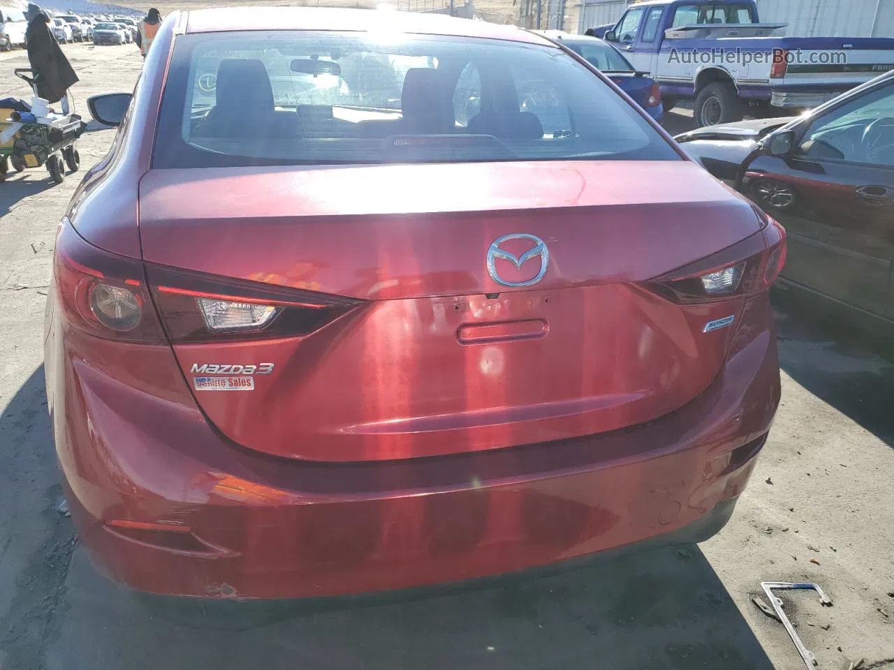 2016 Mazda 3 Sport Red vin: JM1BM1U74G1307993