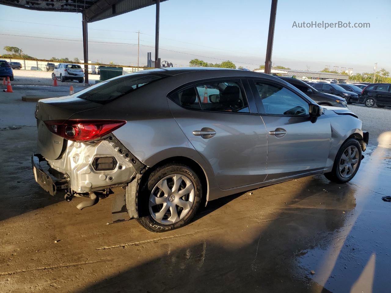 2014 Mazda 3 Sport Silver vin: JM1BM1U75E1169345