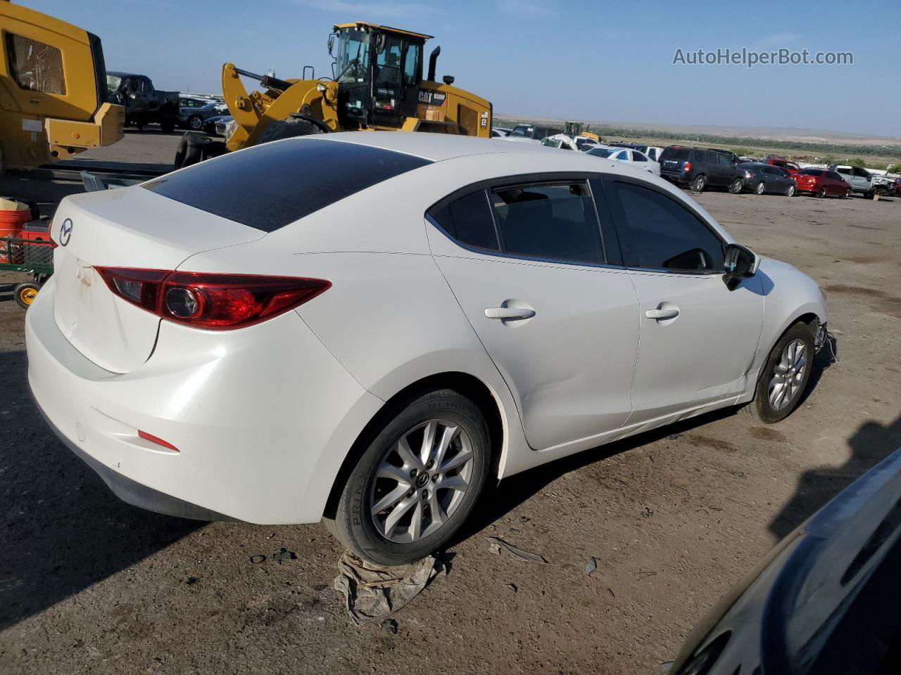 2016 Mazda 3 Sport White vin: JM1BM1U75G1329114