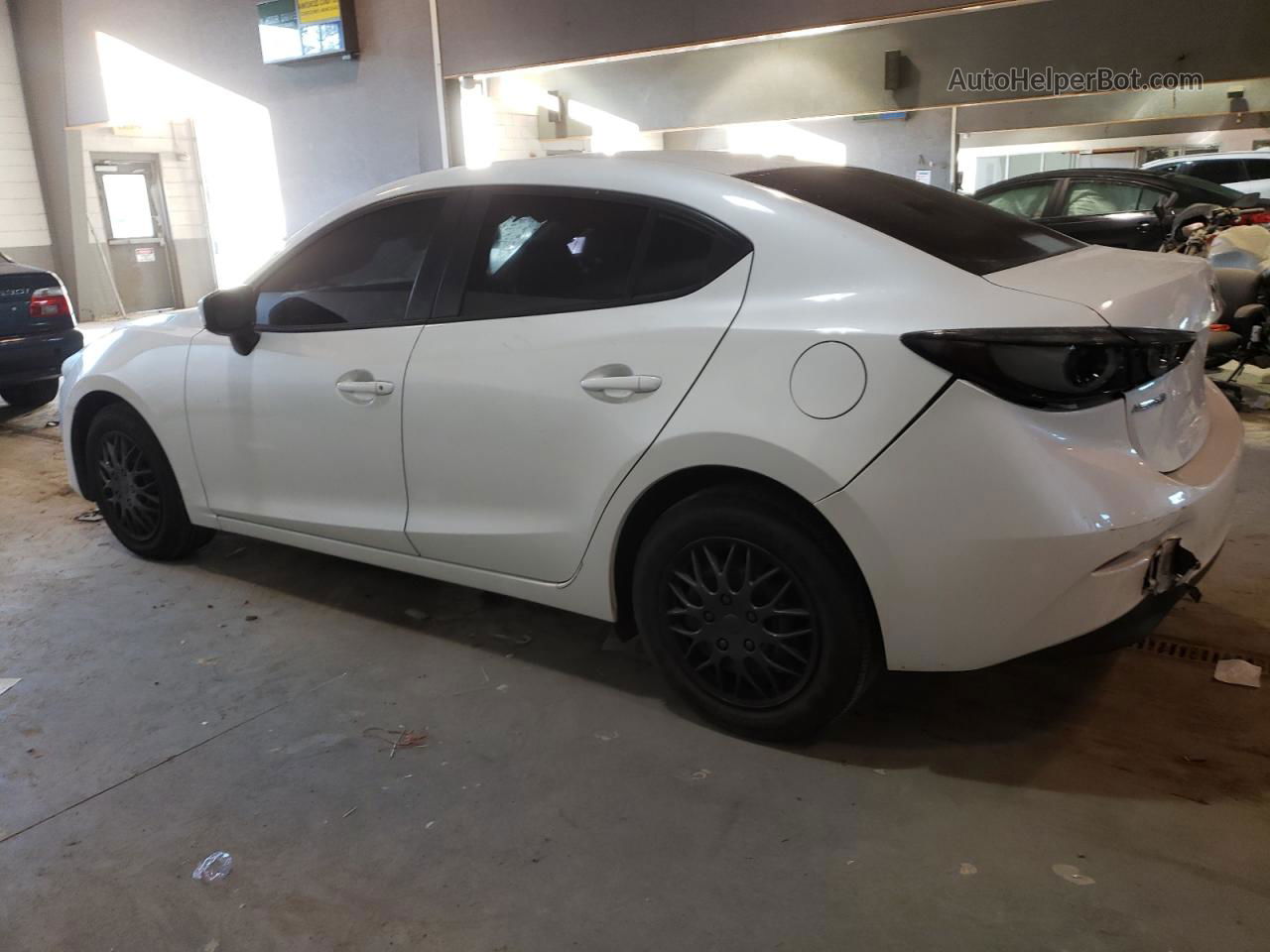 2014 Mazda 3 Sport White vin: JM1BM1U77E1185501