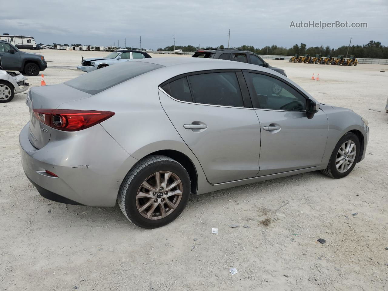 2016 Mazda 3 Sport Silver vin: JM1BM1U78G1326871