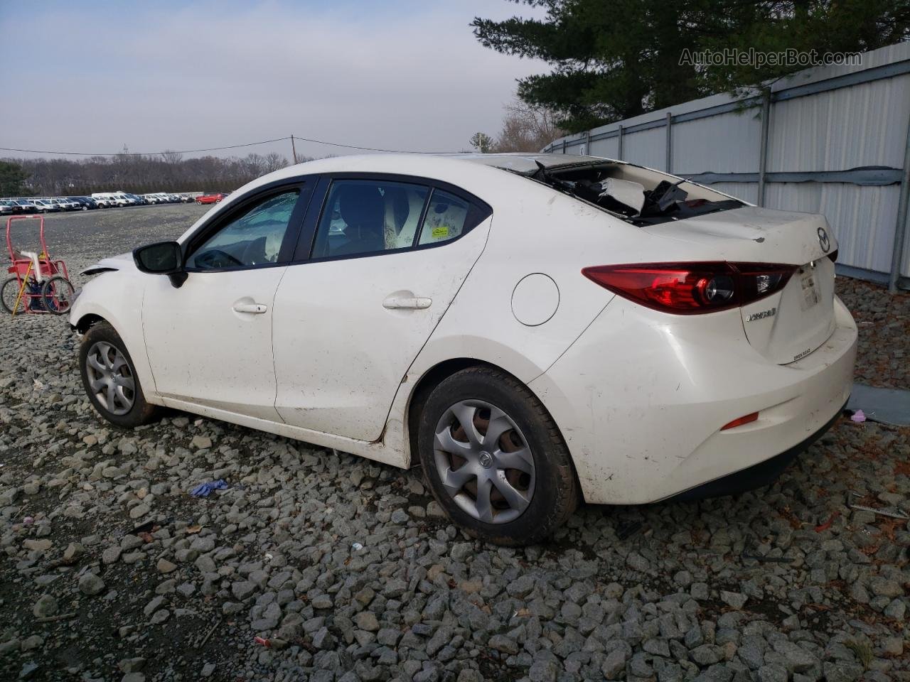 2014 Mazda 3 Sport White vin: JM1BM1U79E1121699