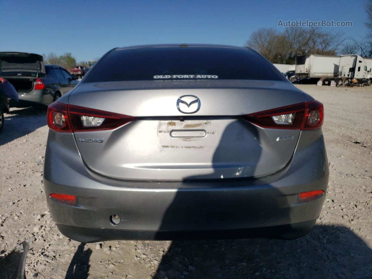 2016 Mazda 3 Sport Silver vin: JM1BM1U7XG1310624