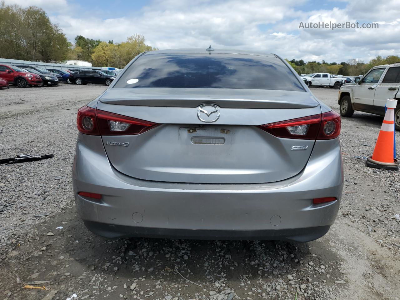 2014 Mazda 3 Grand Touring Silver vin: JM1BM1W30E1173961