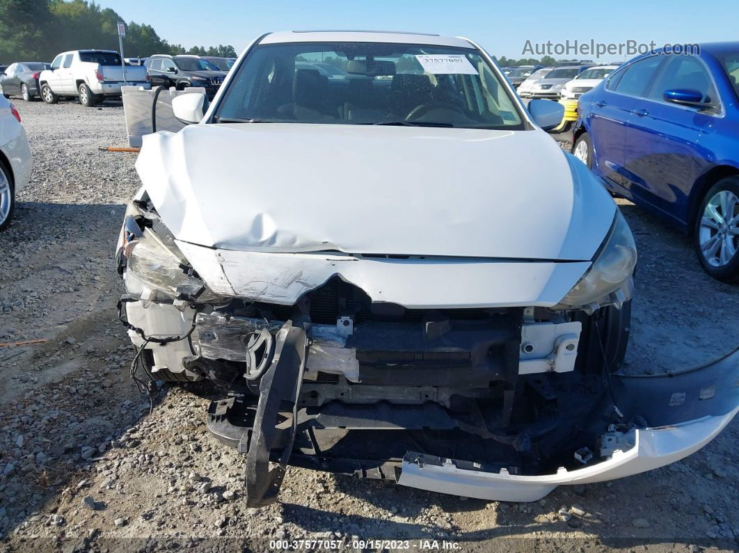 2016 Mazda Mazda3 I Touring White vin: JM1BM1W77G1282875