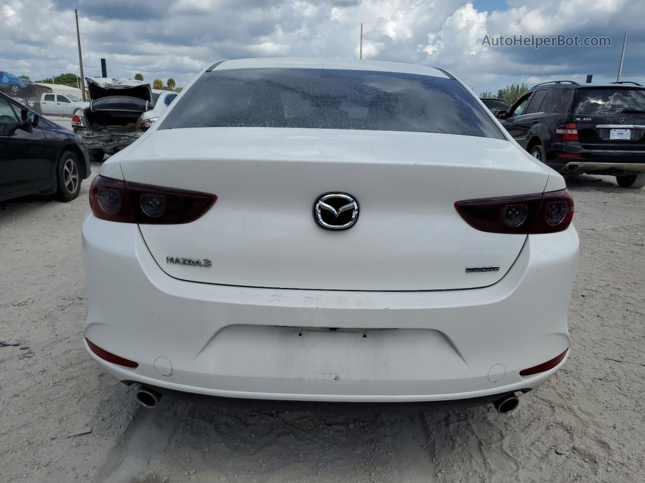 2021 Mazda 3  White vin: JM1BPAAL0M1325847