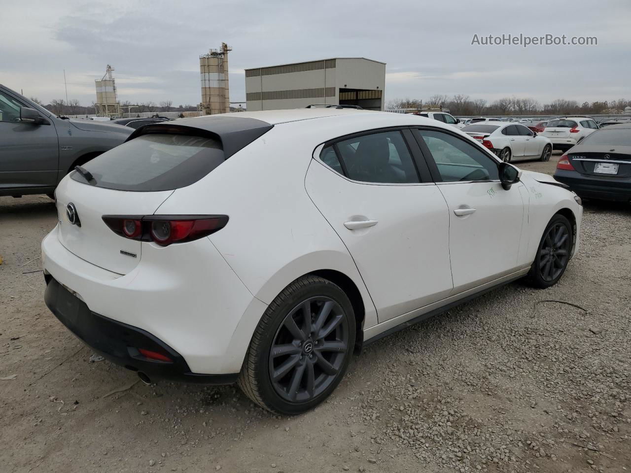 2021 Mazda 3 Select White vin: JM1BPAKL2M1401826