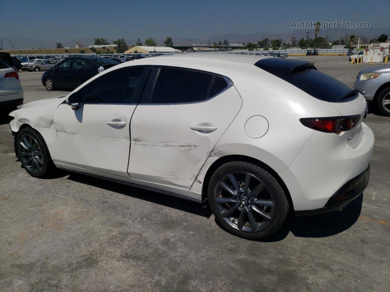 2021 Mazda 3 Preferred White vin: JM1BPALL0M1336411