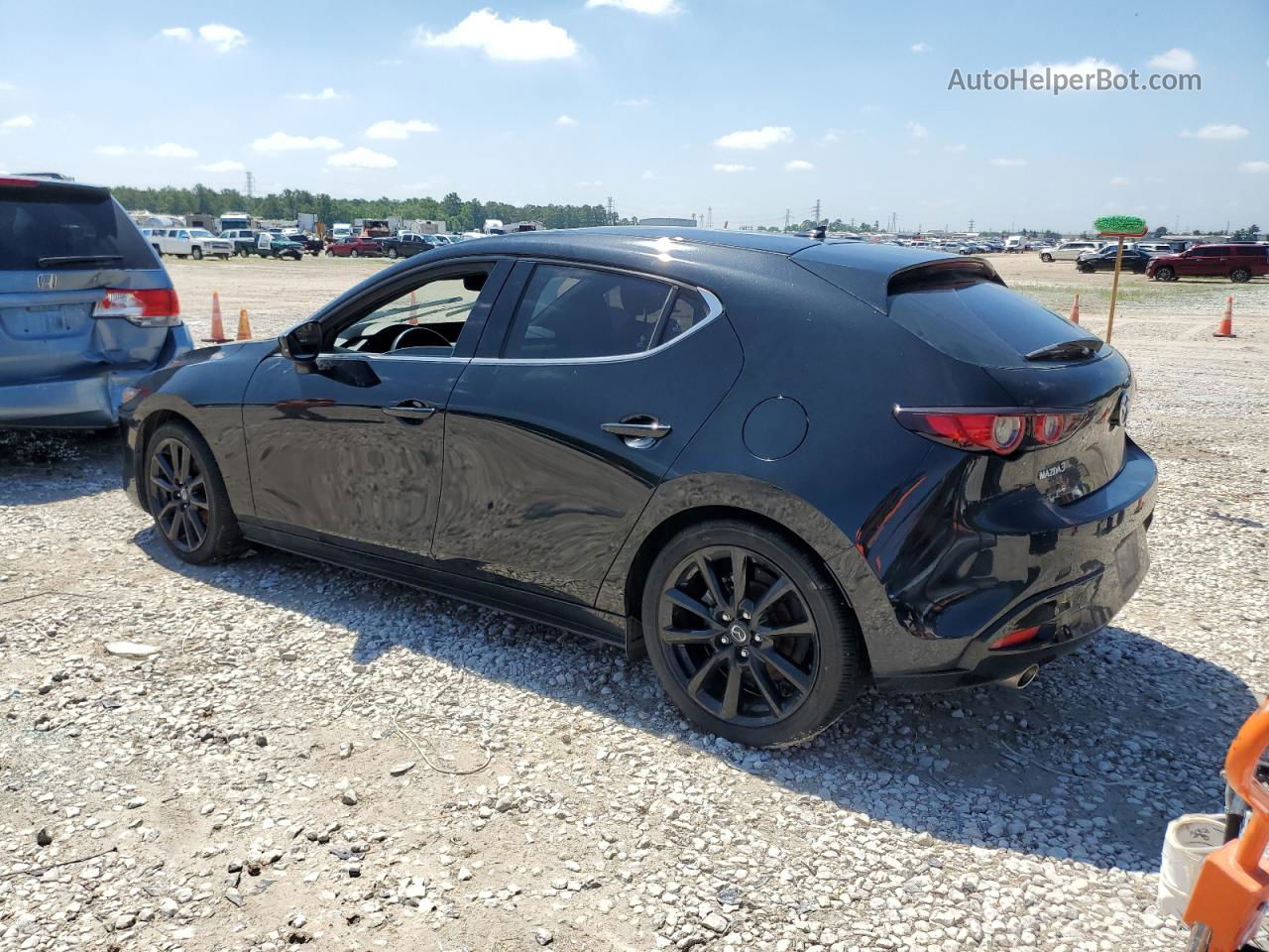 2021 Mazda 3 Premium Черный vin: JM1BPAML4M1403462