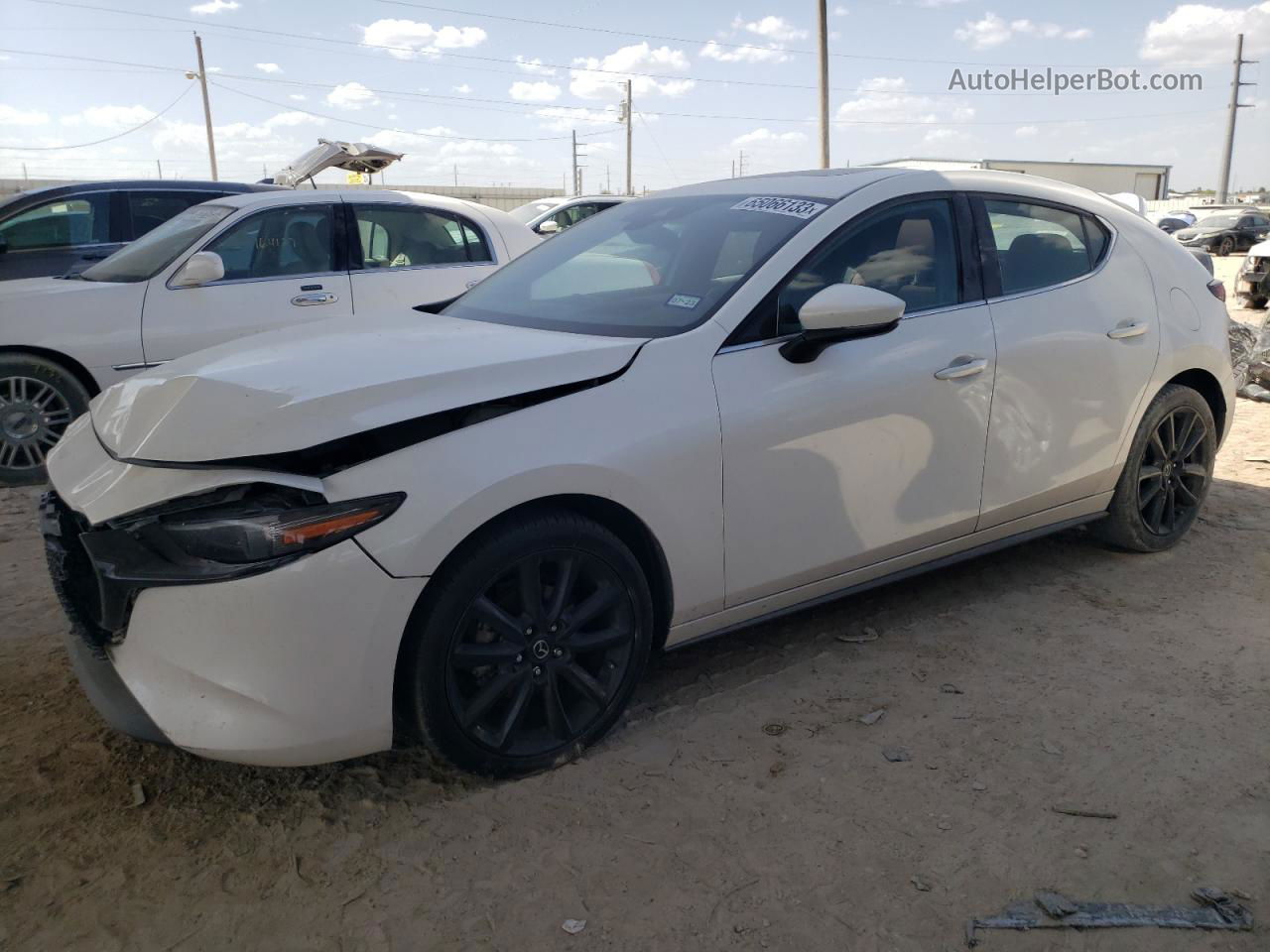 2021 Mazda 3 Premium Белый vin: JM1BPAML5M1344681