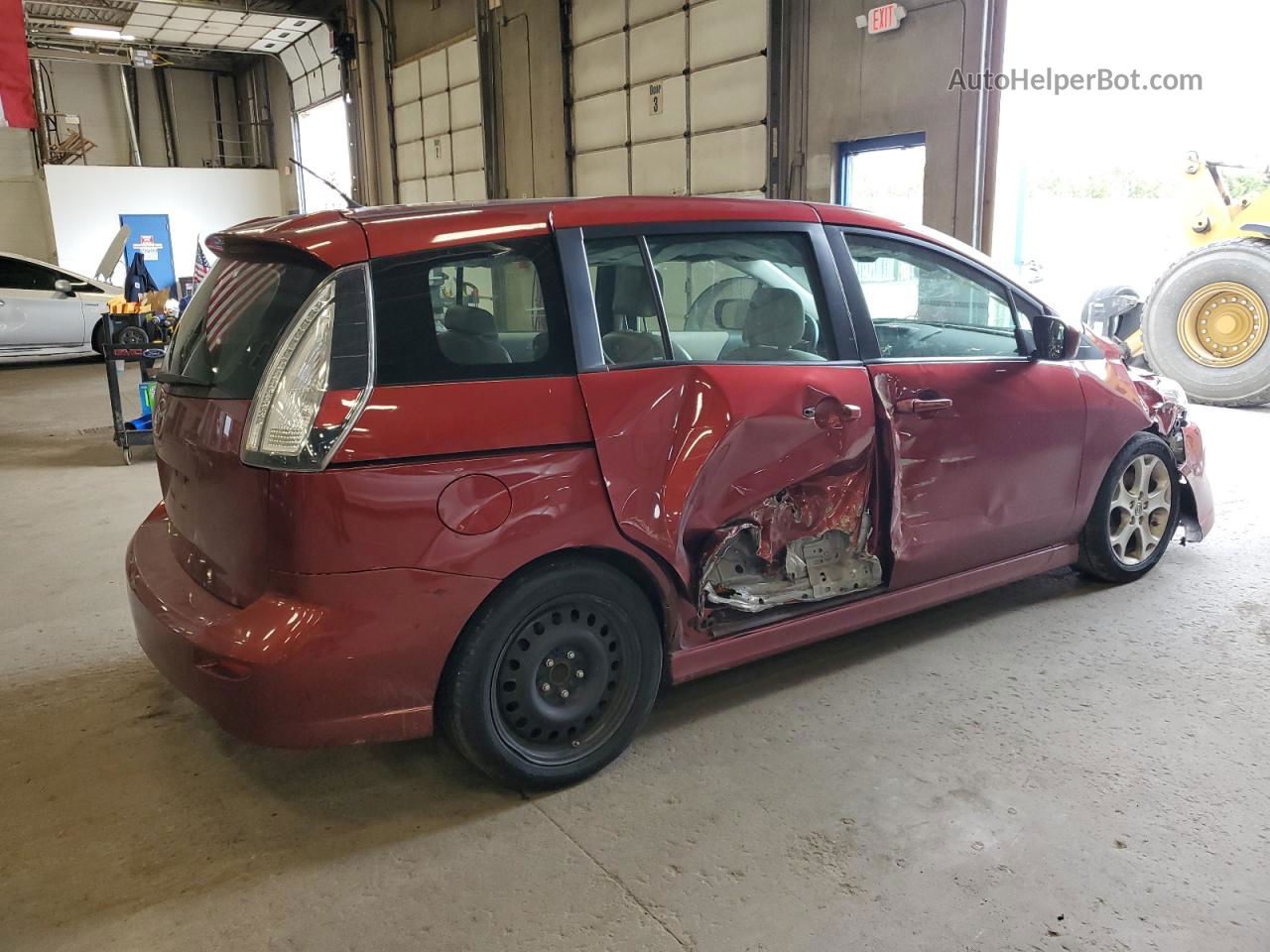 2010 Mazda 5  Red vin: JM1CR2W32A0372912