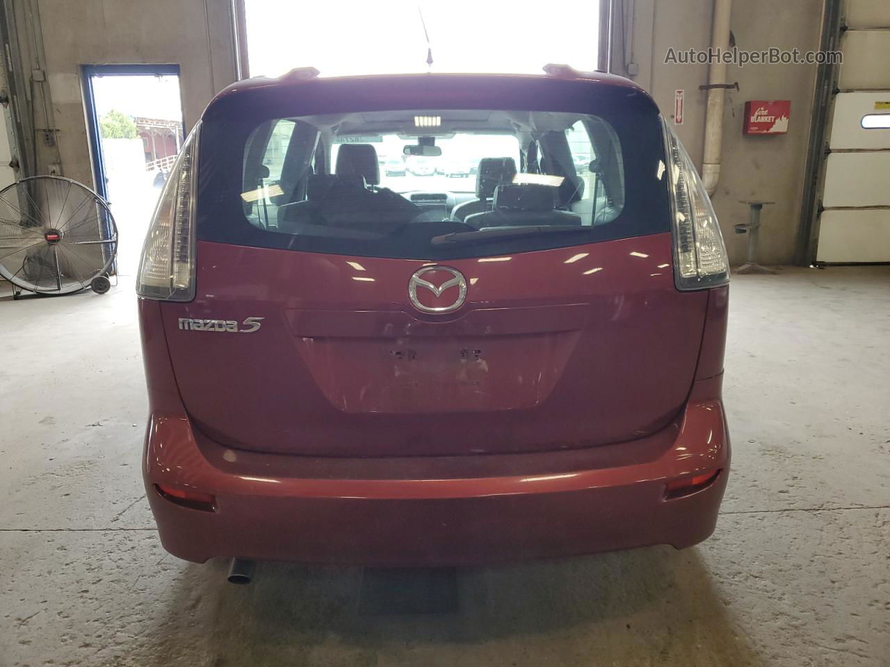 2010 Mazda 5  Red vin: JM1CR2W32A0372912