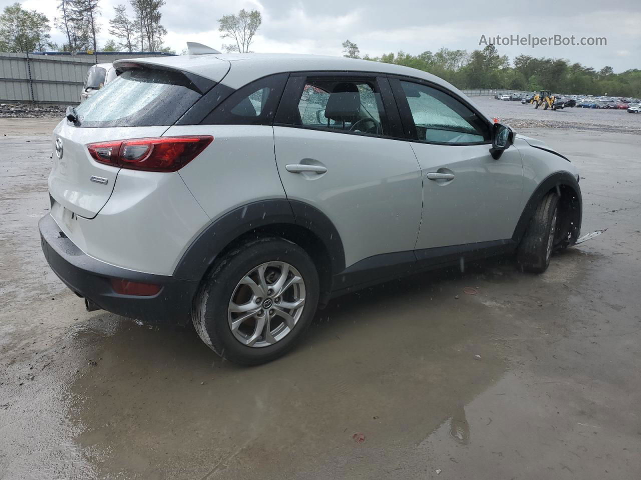 2018 Mazda Cx-3 Sport Gray vin: JM1DKDB70J1323960