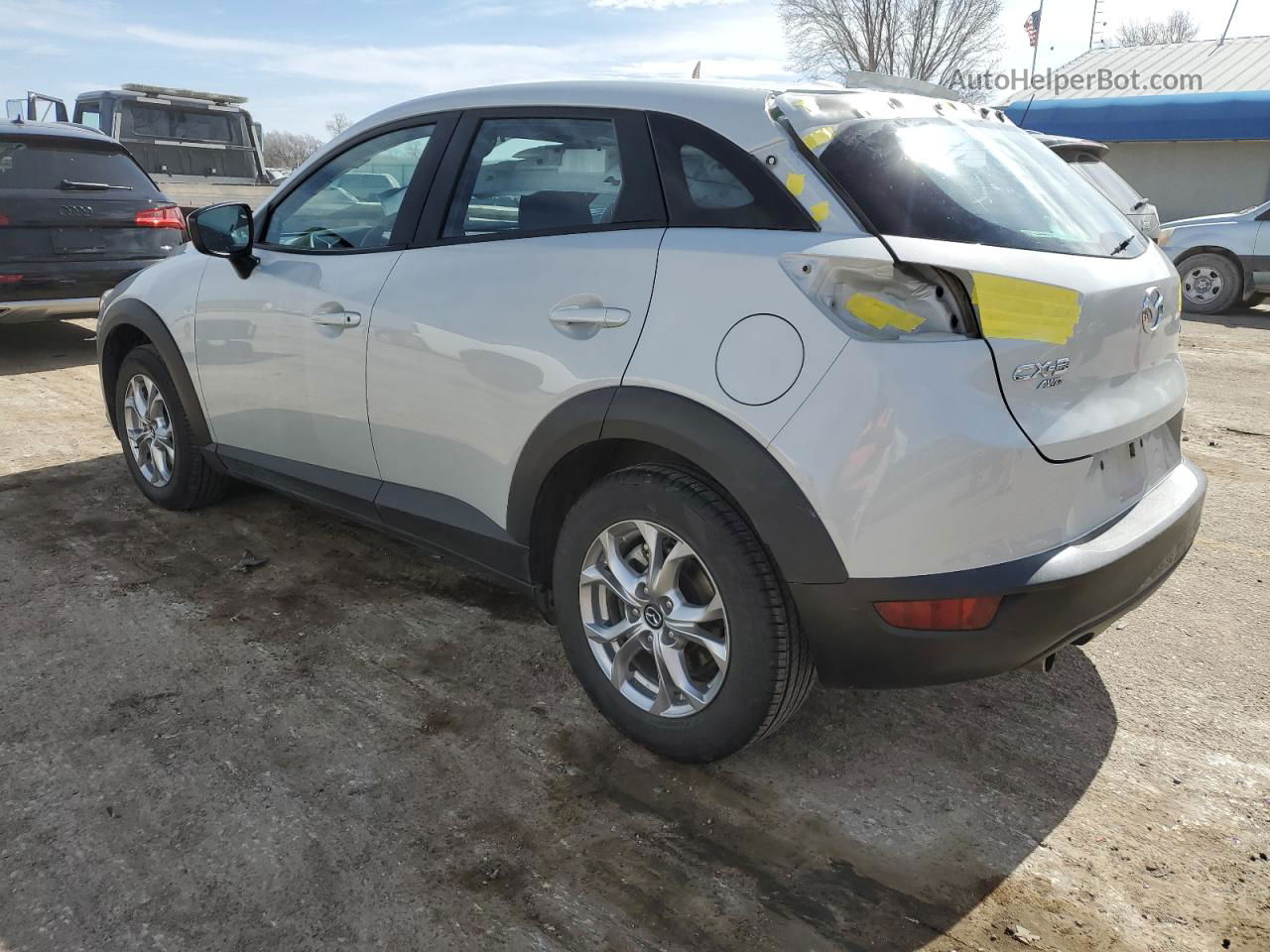 2018 Mazda Cx-3 Sport White vin: JM1DKFB79J0331072