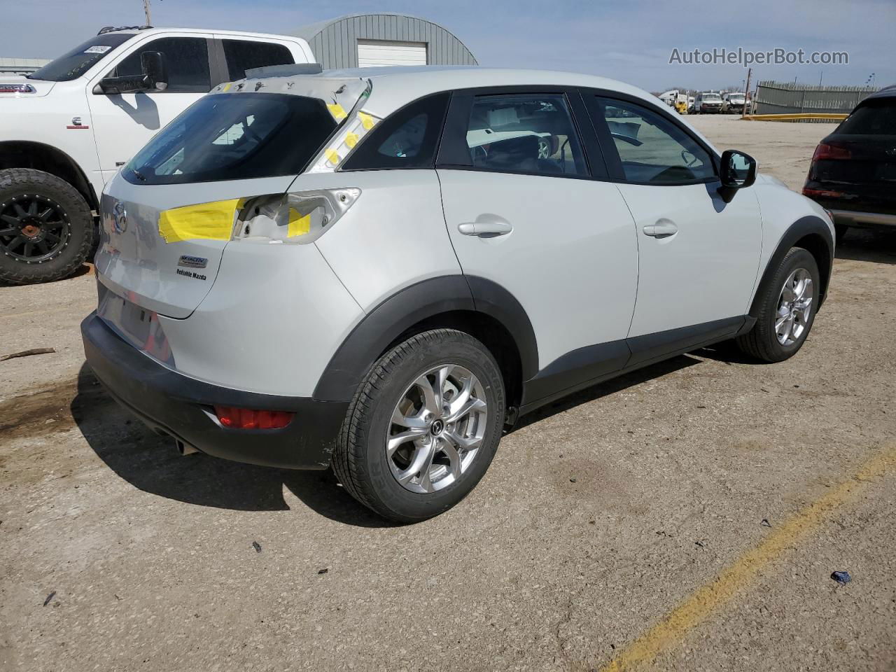 2018 Mazda Cx-3 Sport White vin: JM1DKFB79J0331072