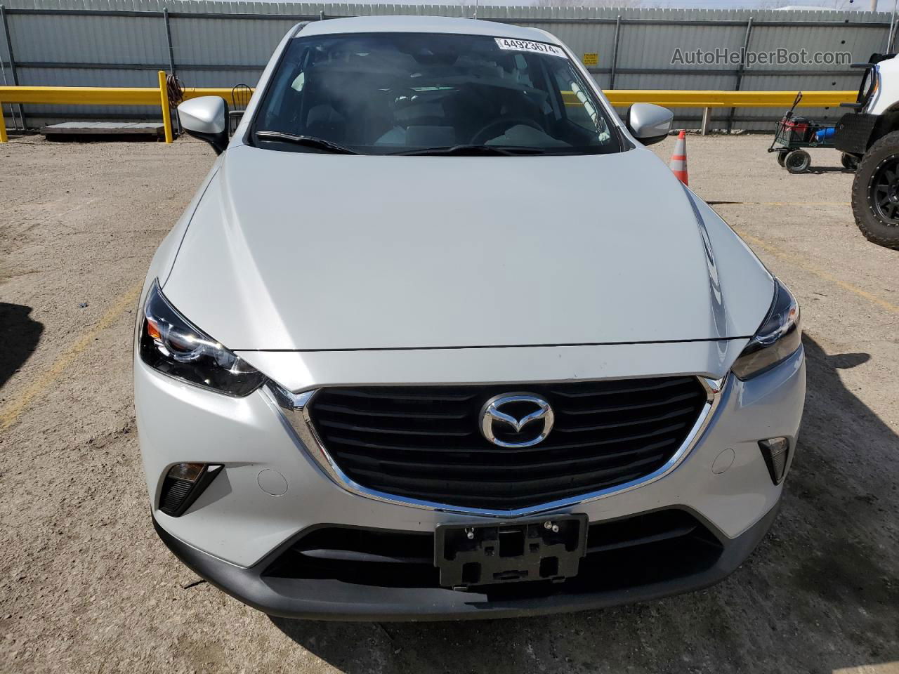 2018 Mazda Cx-3 Sport White vin: JM1DKFB79J0331072