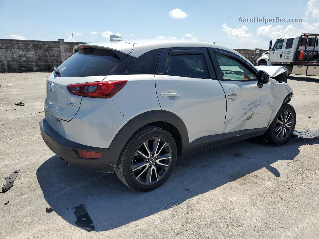 2018 Mazda Cx-3 Touring White vin: JM1DKFC78J0315413