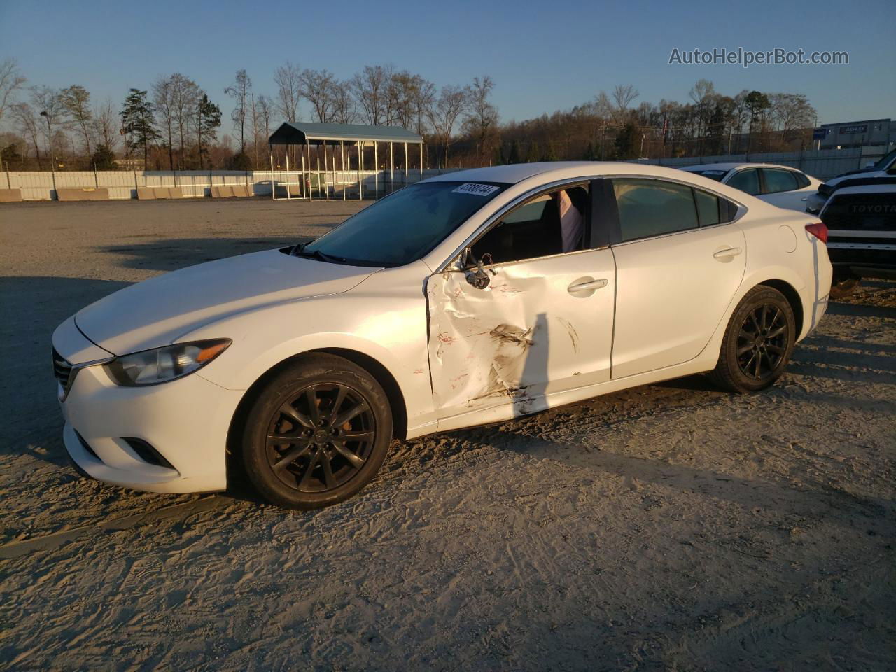 2015 Mazda 6 Sport White vin: JM1GJ1U60F1178039