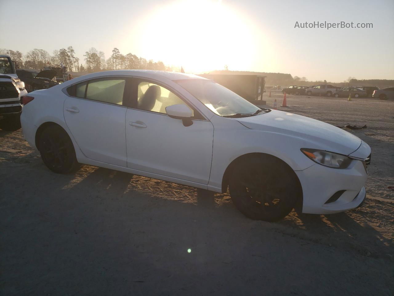 2015 Mazda 6 Sport White vin: JM1GJ1U60F1178039