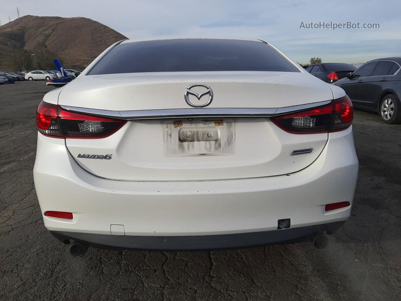 2015 Mazda 6 Touring White vin: JM1GJ1V52F1222502