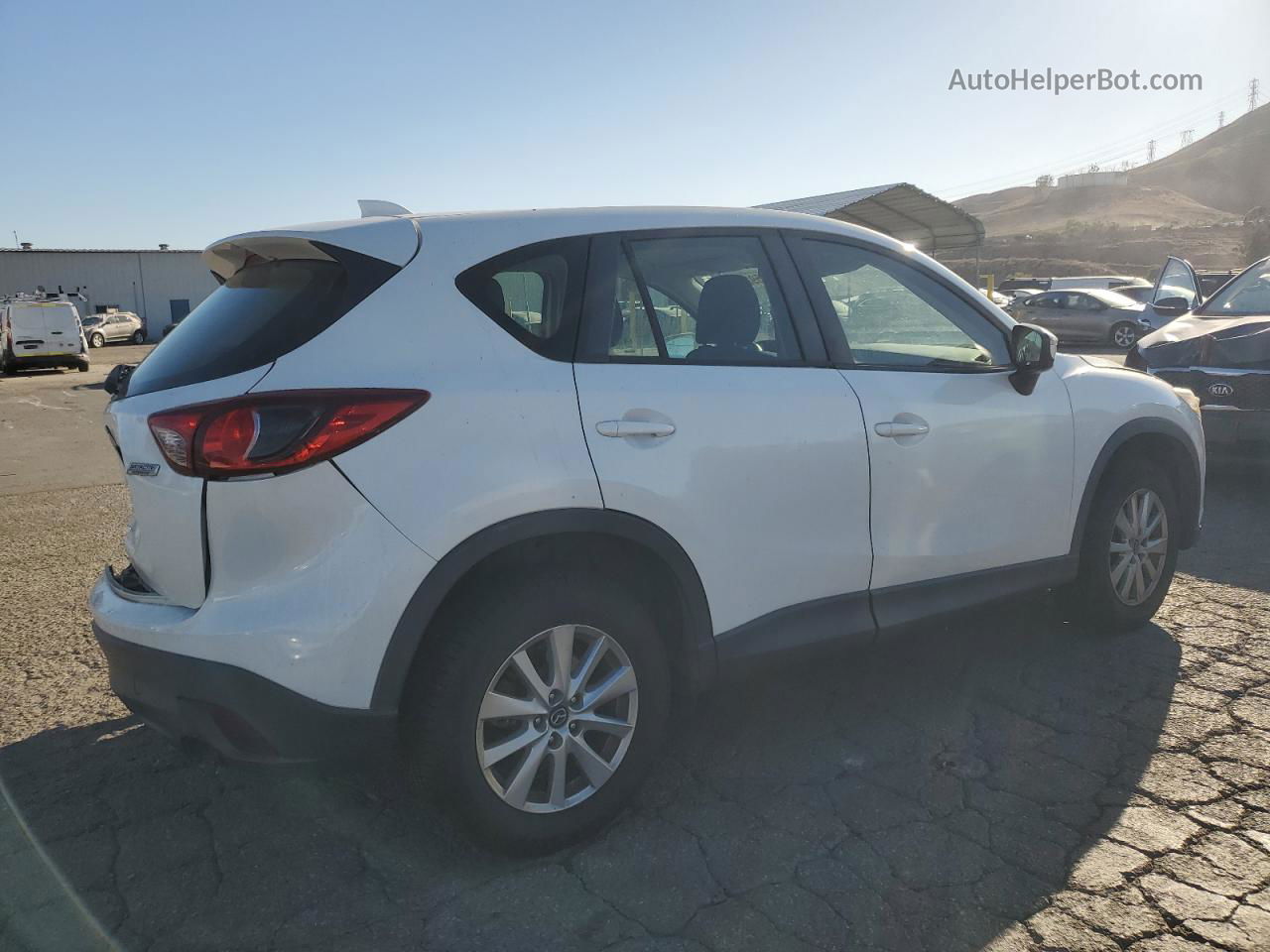 2015 Mazda Cx-5 Sport White vin: JM3KE2BE8F0470372