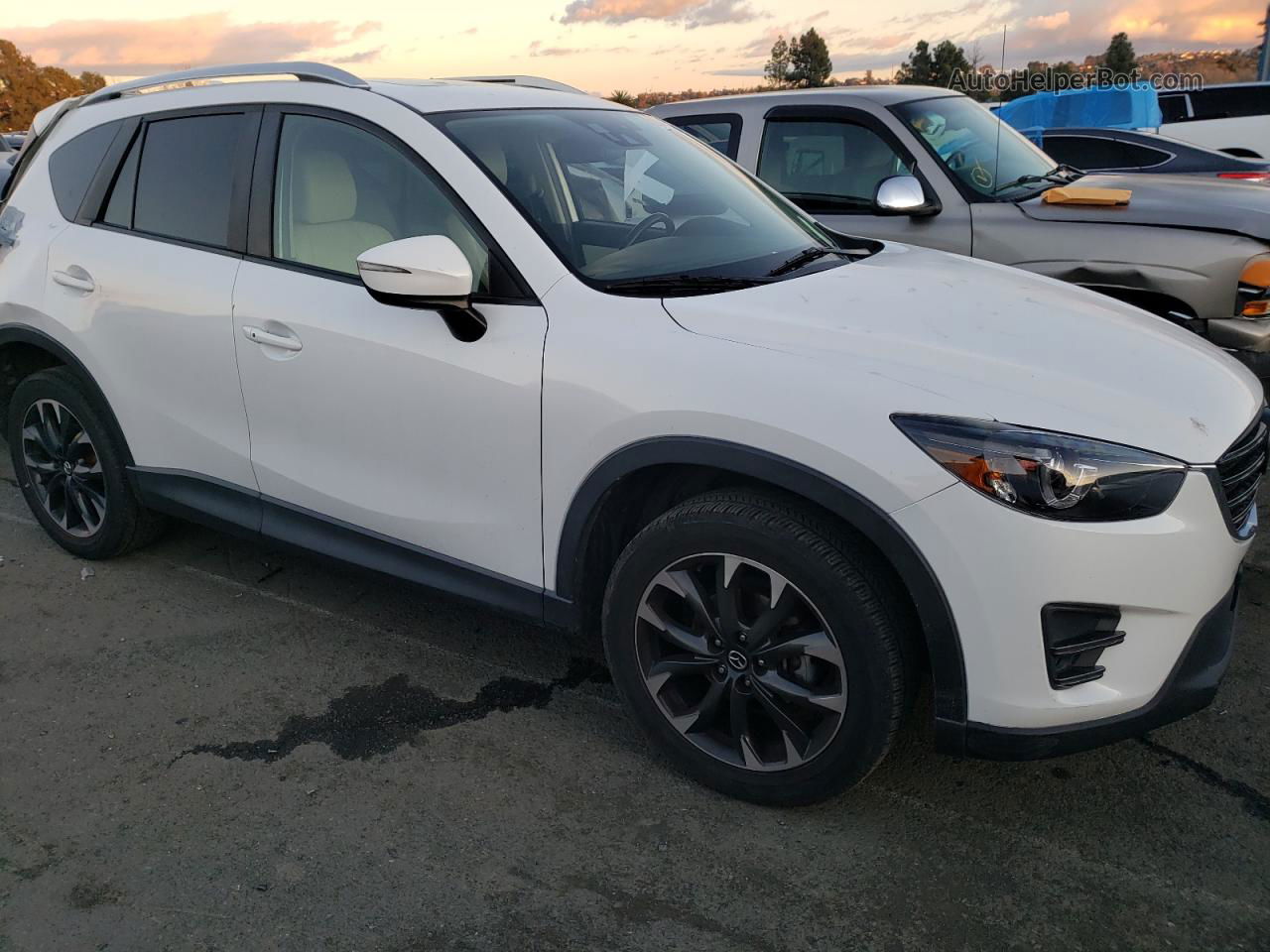 2016 Mazda Cx-5 Gt White vin: JM3KE2DY9G0728455