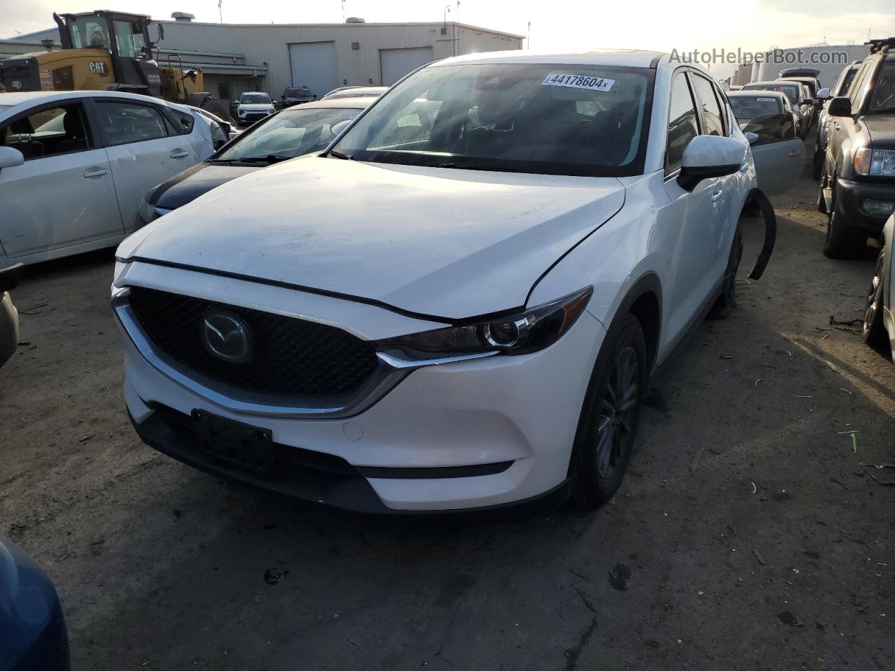 2019 Mazda Cx-5 Touring White vin: JM3KFACM5K1683927