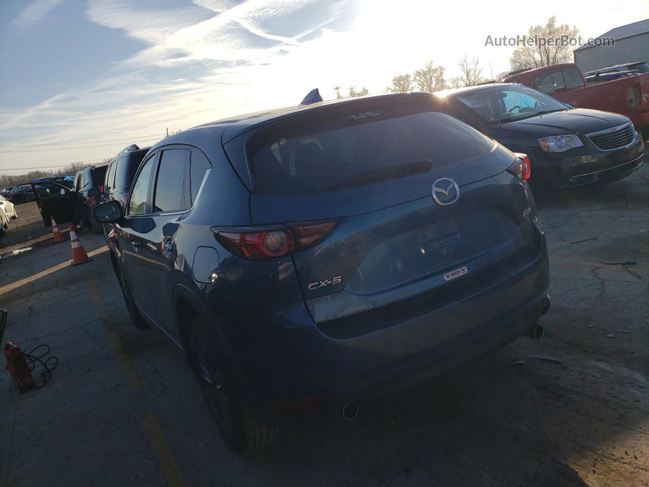 2019 Mazda Cx-5 Touring Blue vin: JM3KFACMXK1620807