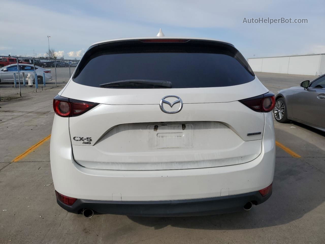 2021 Mazda Cx-5 Touring White vin: JM3KFBCM7M0349977