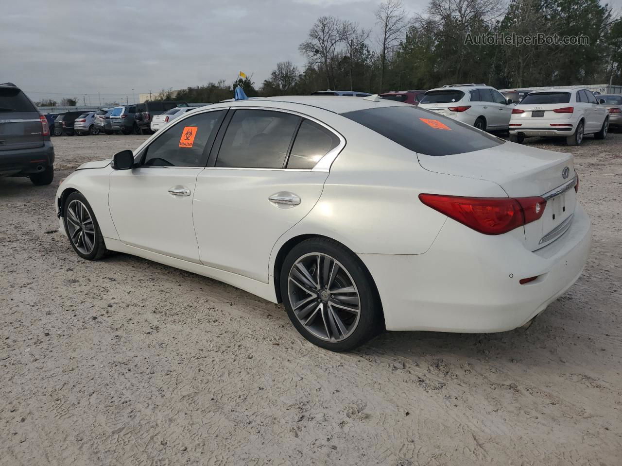 2014 Infiniti Q50 Hybrid Premium Cream vin: JN1AV7AP1EM690550