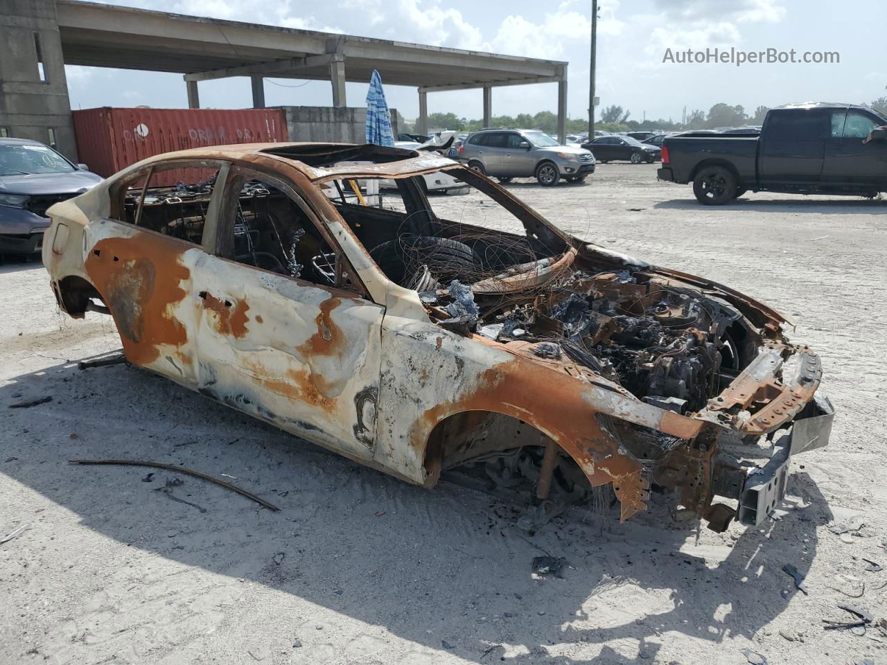 2015 Infiniti Q50 Hybrid Premium Burn vin: JN1AV7AP7FM790962