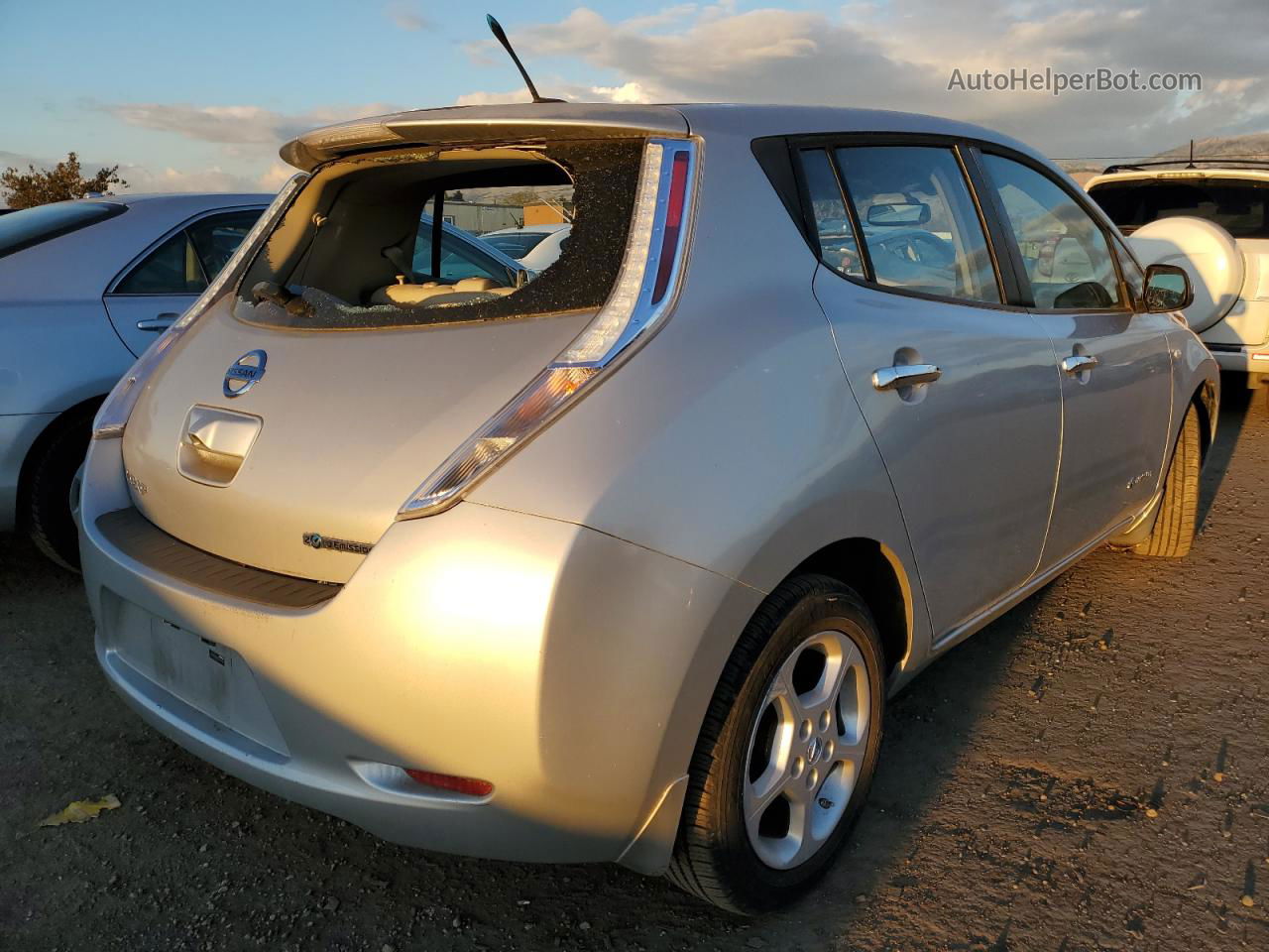 2011 Nissan Leaf Sv Silver vin: JN1AZ0CP2BT006101