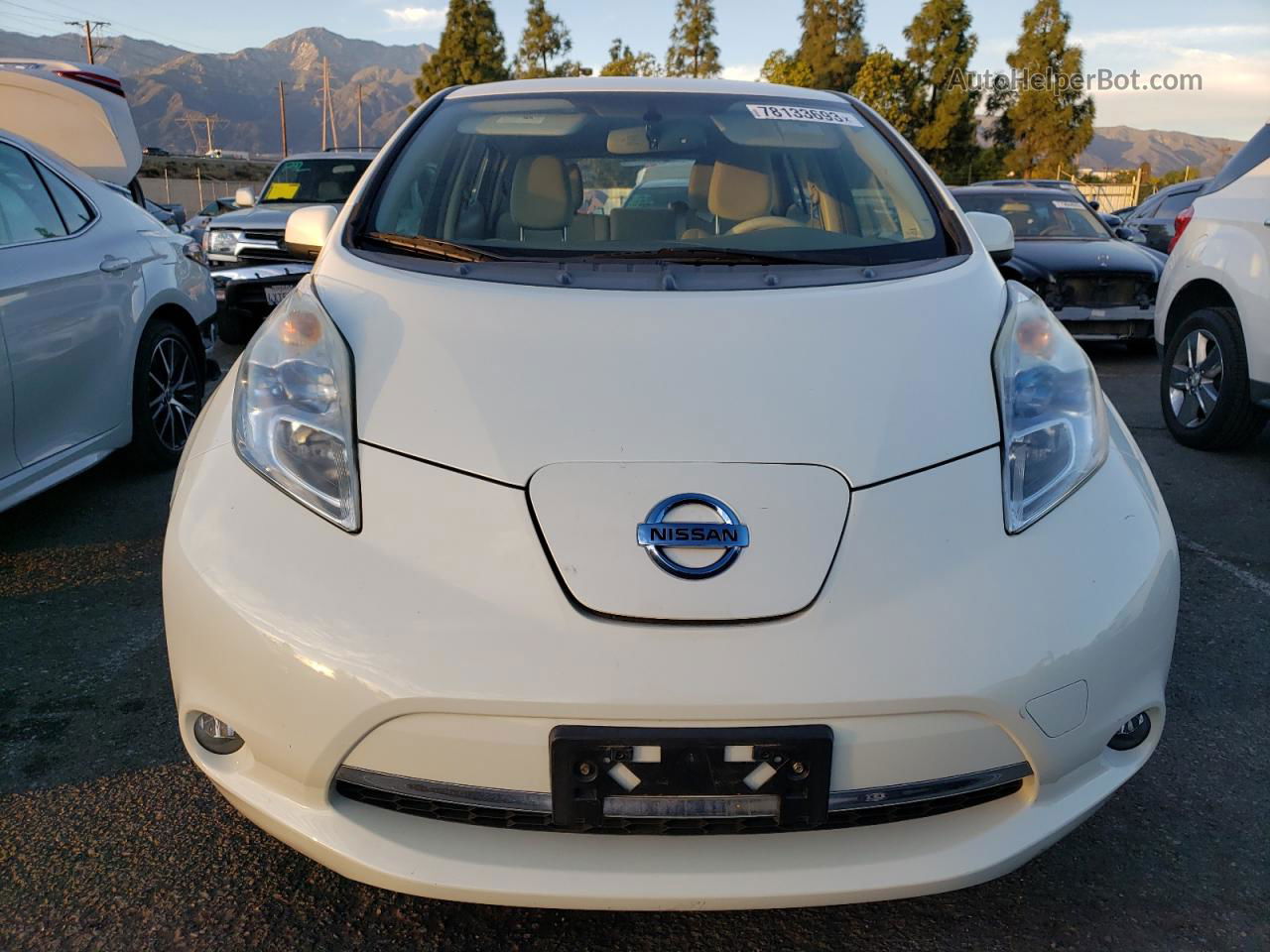 2011 Nissan Leaf Sv White vin: JN1AZ0CP2BT009077